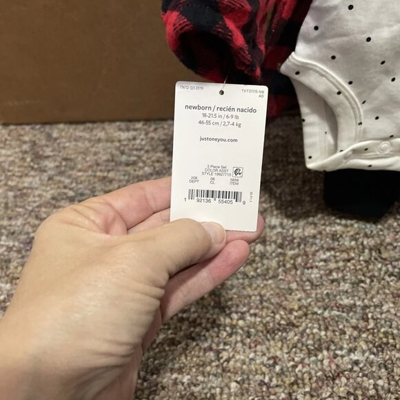 Just One You by Carter's - 3 Piece Holiday Set + Okie Dokie Bodysuit - Newborn - Picture 4 of 6